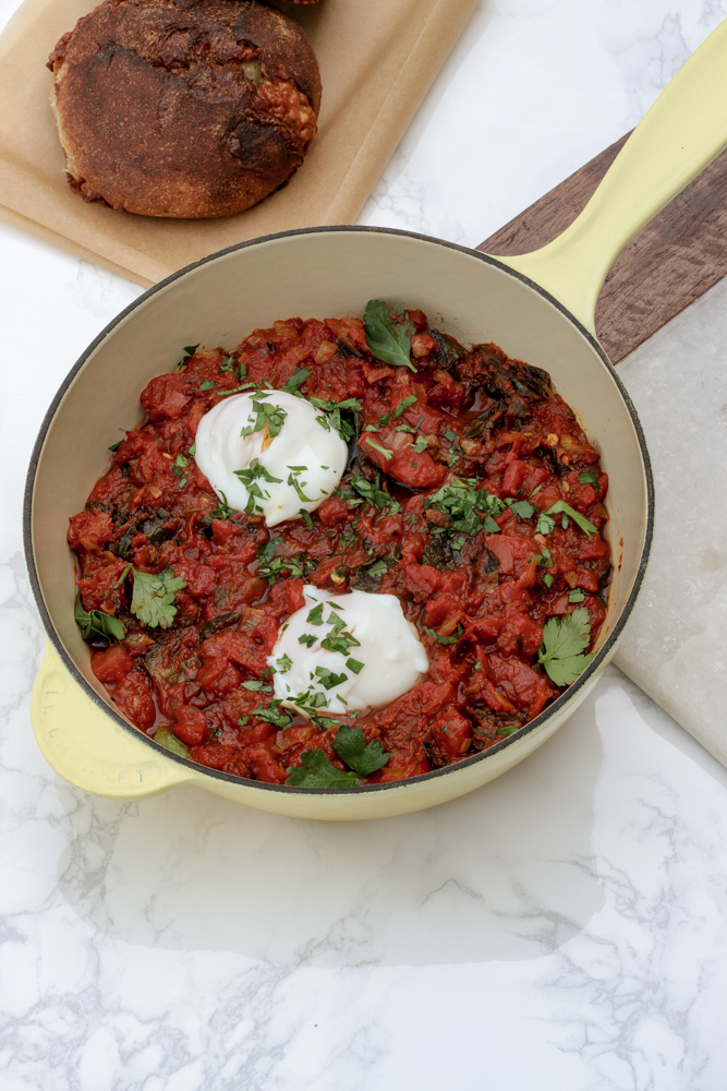 Tex-Mex Shakshuka with sous-vide eggs and labneh makes for an easy and delicious brunch meal. Bonus - it can also be made ahead! | circleofeaters.com