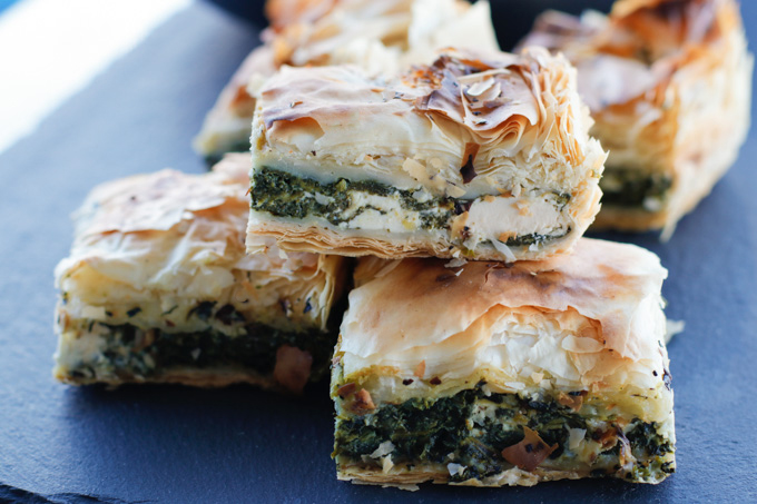 Spinach and Feta Filo Pie | circleofeaters.com